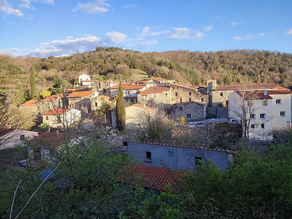 Vivès and its surroundings: discreet charm and Catalan authenticity