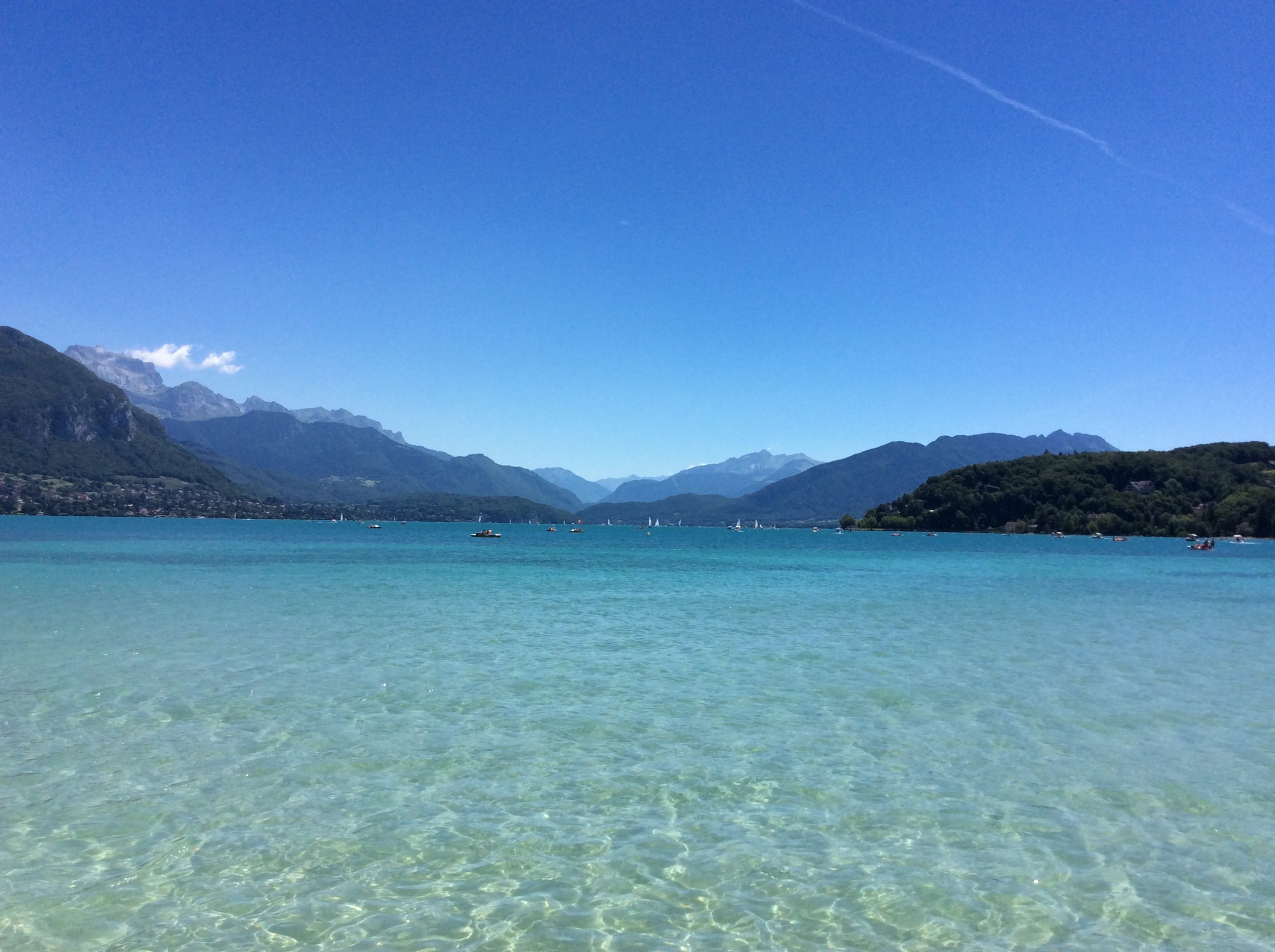 Annecy et son lac : perle des Alpes entre histoire, nature et gastronomie